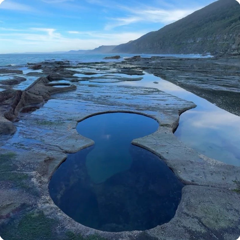 Figure Eight Pools rock pool on the NSW coast, Australia